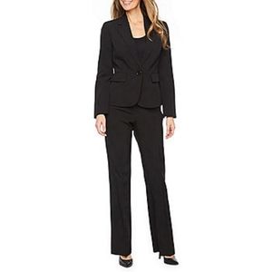 Le Suit 2 piece pant suit